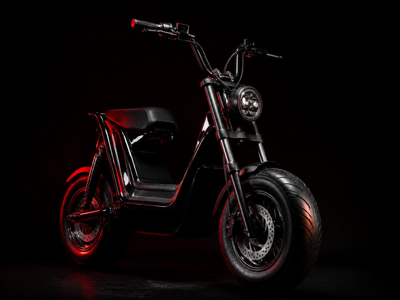 Custom black and red performance electric scooter built by JJNP